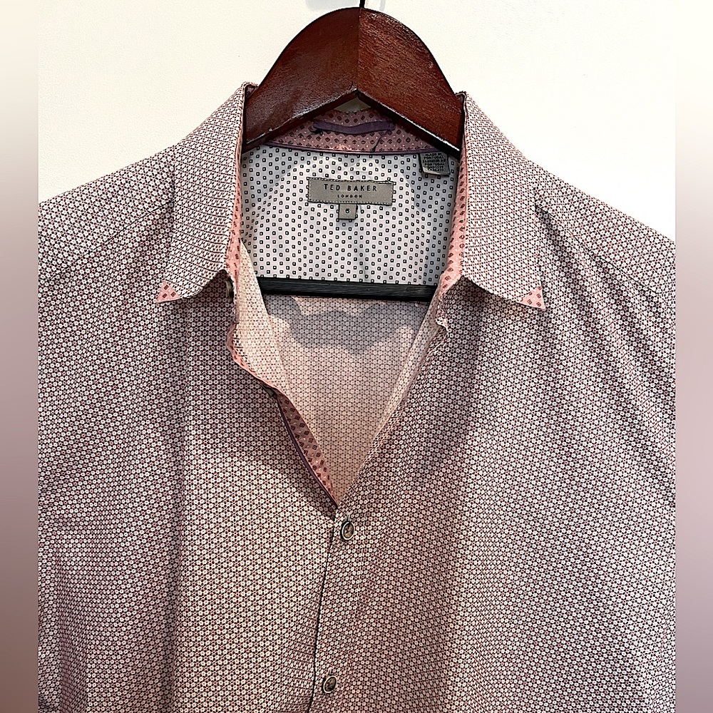 Ted Baker men’s dress shirt, pink/red, medium (size 5)